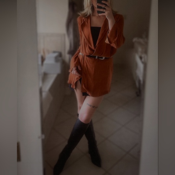 Meet your Posher, Carly - Picture 4 of 4